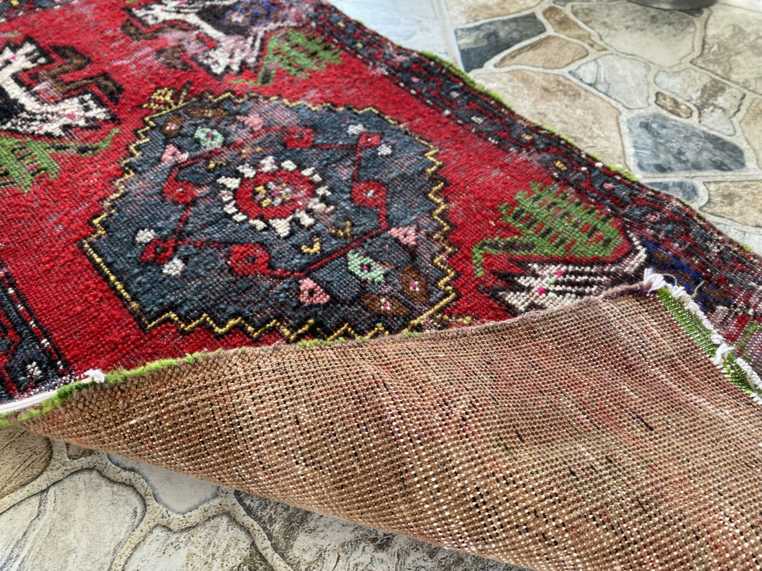 Vintage Turkish Small Rug | 1.6 x 3.3 ft Hand-Knotted Wool | Red Geometric Mat