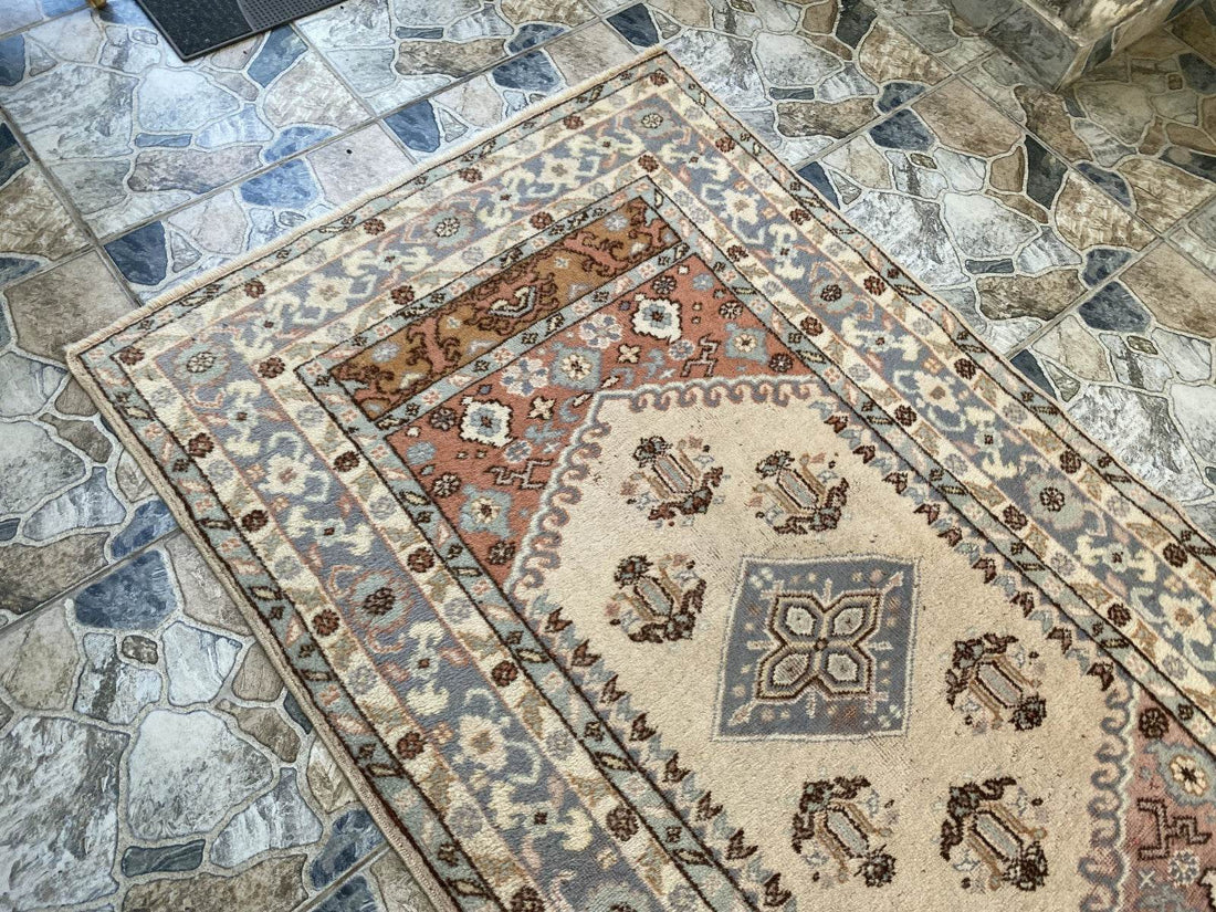 Vintage Kula Area Rug | 3.4 x 6.0 ft Hand-Knotted Wool Antique Farmhouse Carpet