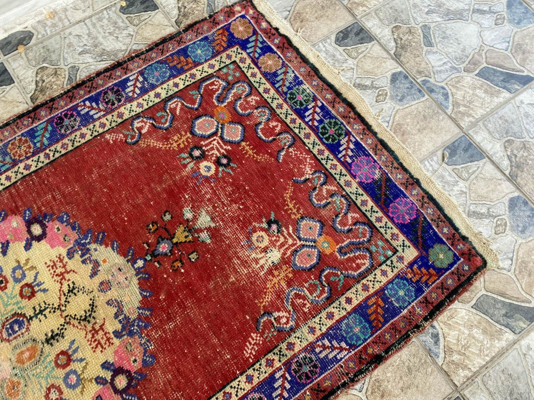 Geometric Turkish Vintage Rug, Tribal Handmade Anatolian Village Rug 3.3x6.8 ft