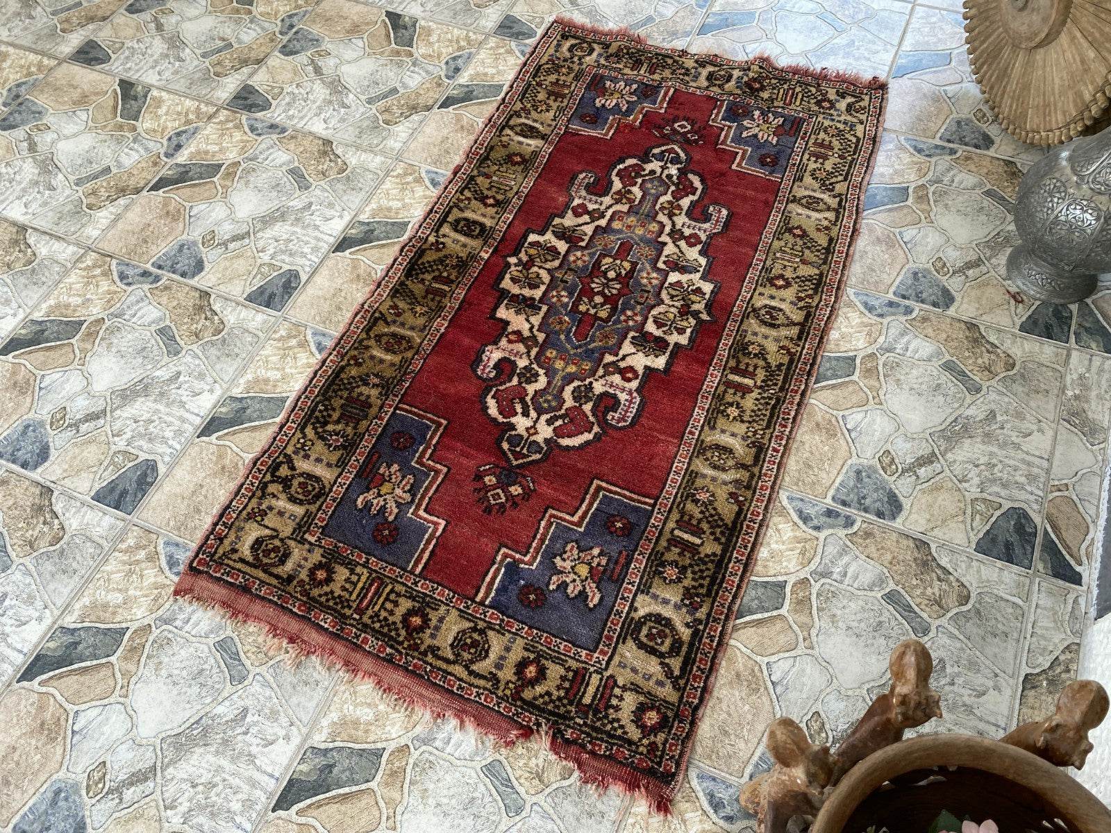 Pre 1980’s ANTIQUE ANATOLIAN FARMHOUSE RUG - GEOMETRIC TRIBAL TURKISH VINTAGE