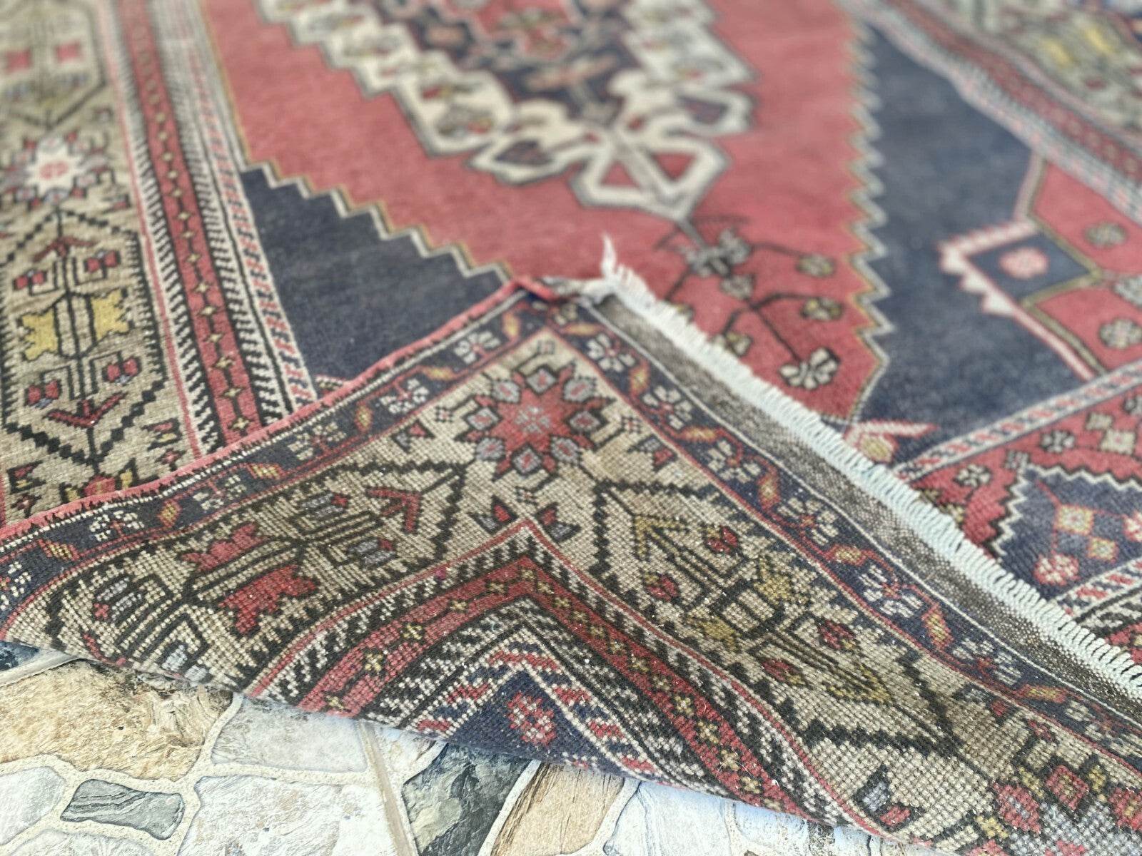 Vintage Turkish Oushak Rug, 5.0x9.7 ft Red Handmade Wool Antique Tribal Area Rug