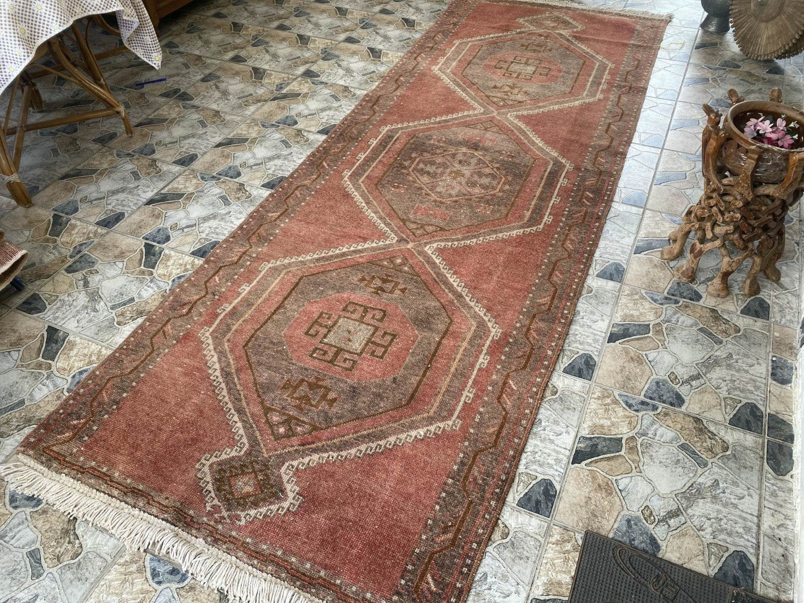 Pre 1970’s ANTIQUE ANATOLIAN FARMHOUSE RUG - GEOMETRIC TRIBAL TURKISH VINTAGE