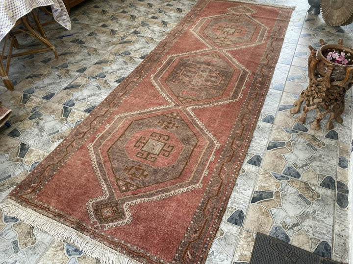 Pre 1970’s ANTIQUE ANATOLIAN FARMHOUSE RUG - GEOMETRIC TRIBAL TURKISH VINTAGE