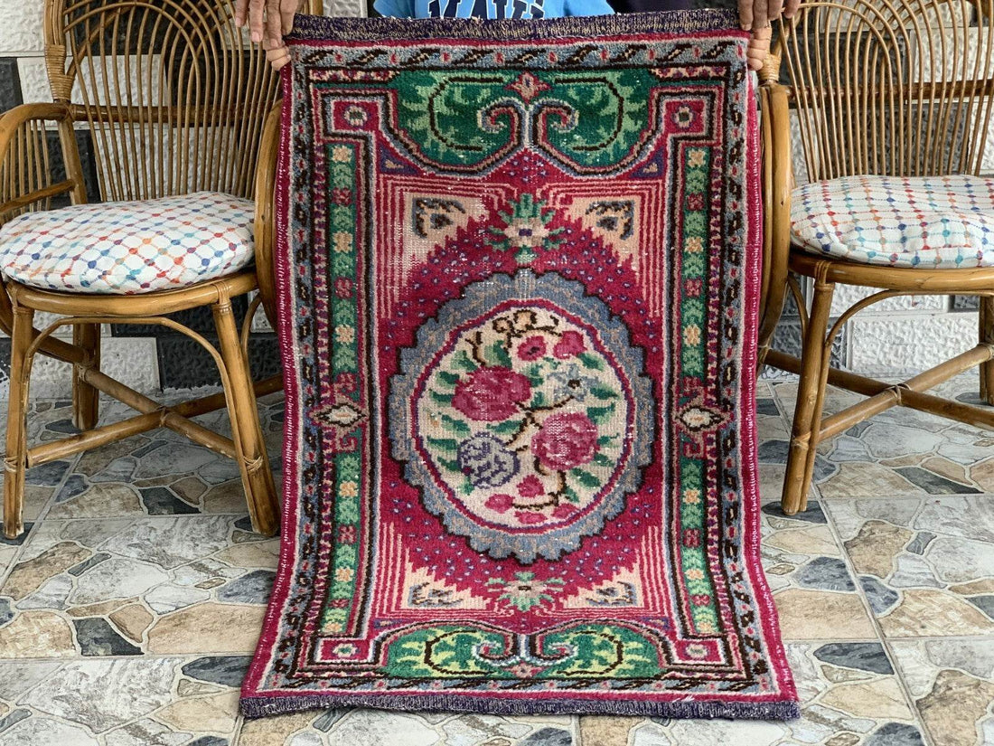 Small Turkish Vintage Oushak Rug Handmade Farmhouse Geometric Wool Rug 2.5x4.1ft