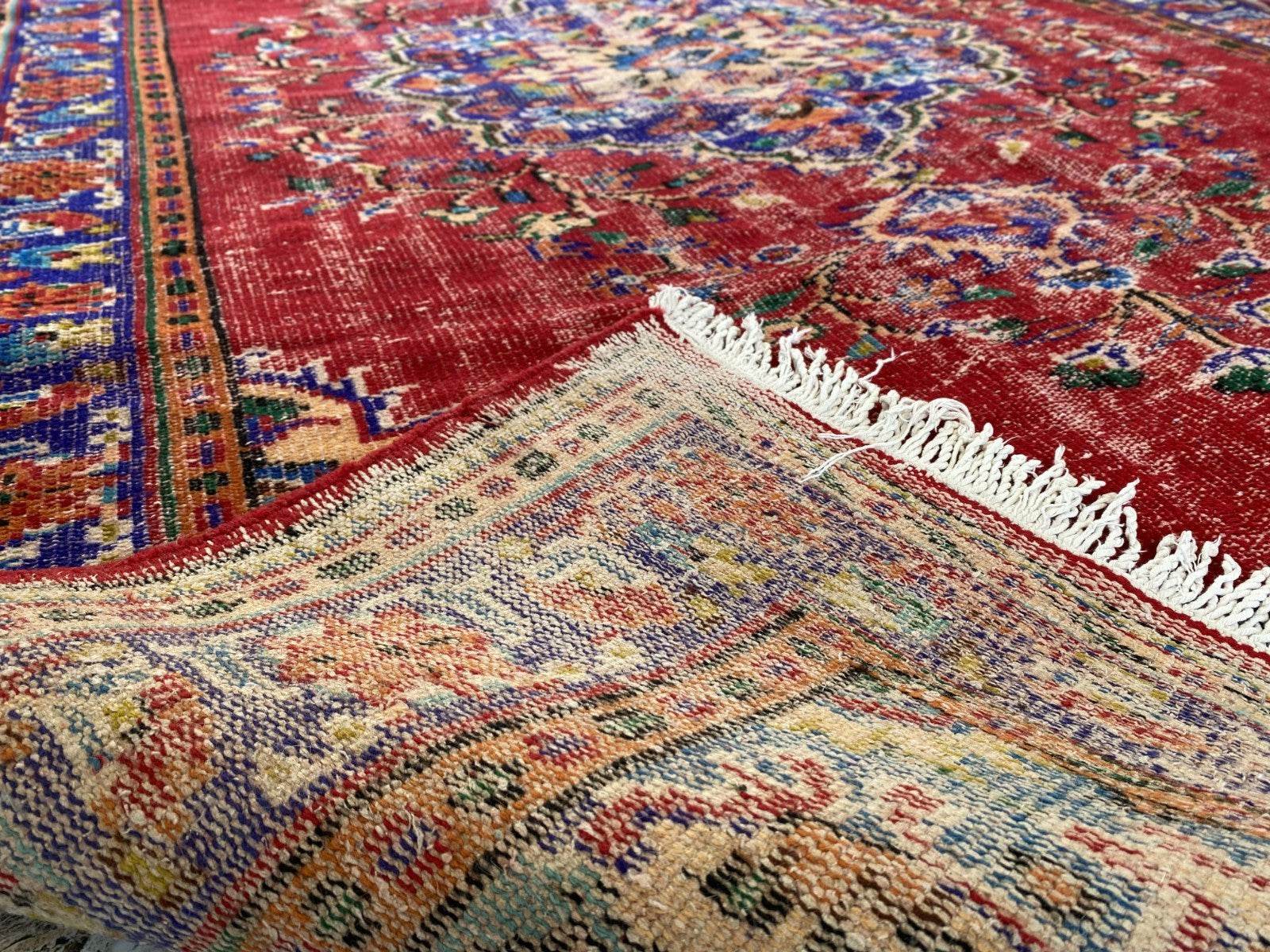 Large Vintage Wool Rug | 6.1 x 9.2 ft Faded Anatolian Carpet Hand-Knotted Carpet