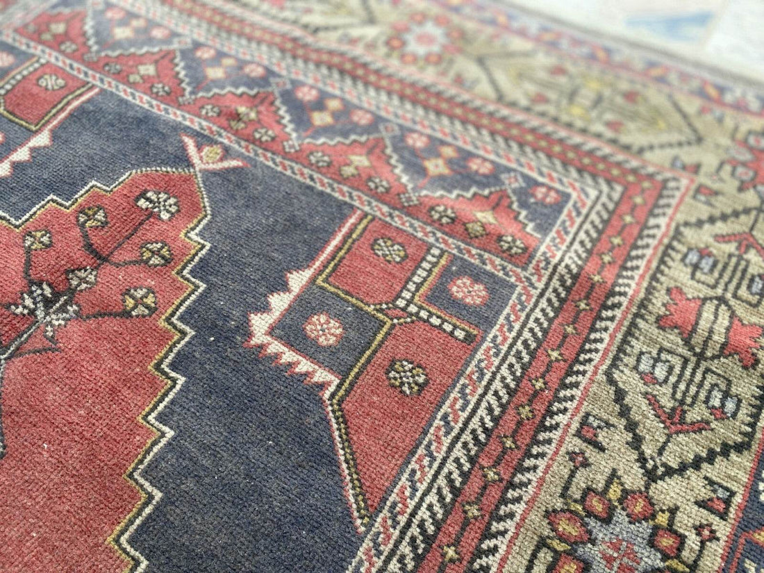 Vintage Turkish Oushak Rug, 5.0x9.7 ft Red Handmade Wool Antique Tribal Area Rug