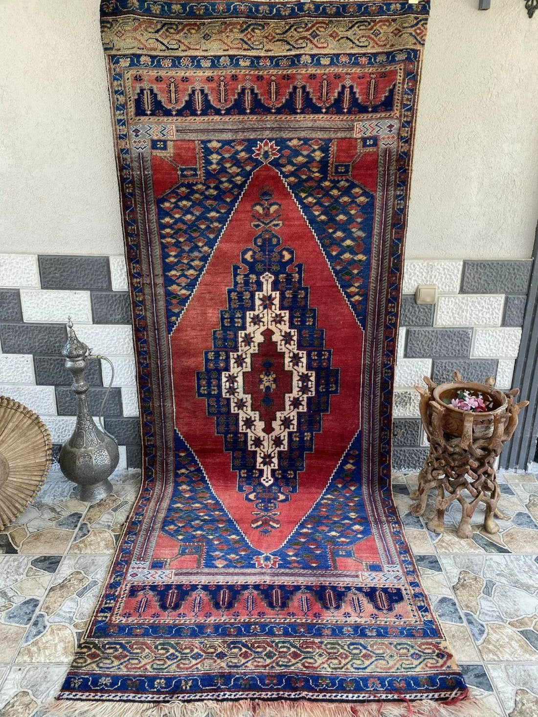 Pre 1980’s ANTIQUE ANATOLIAN FARMHOUSE RUG - GEOMETRIC TRIBAL TURKISH VINTAGE