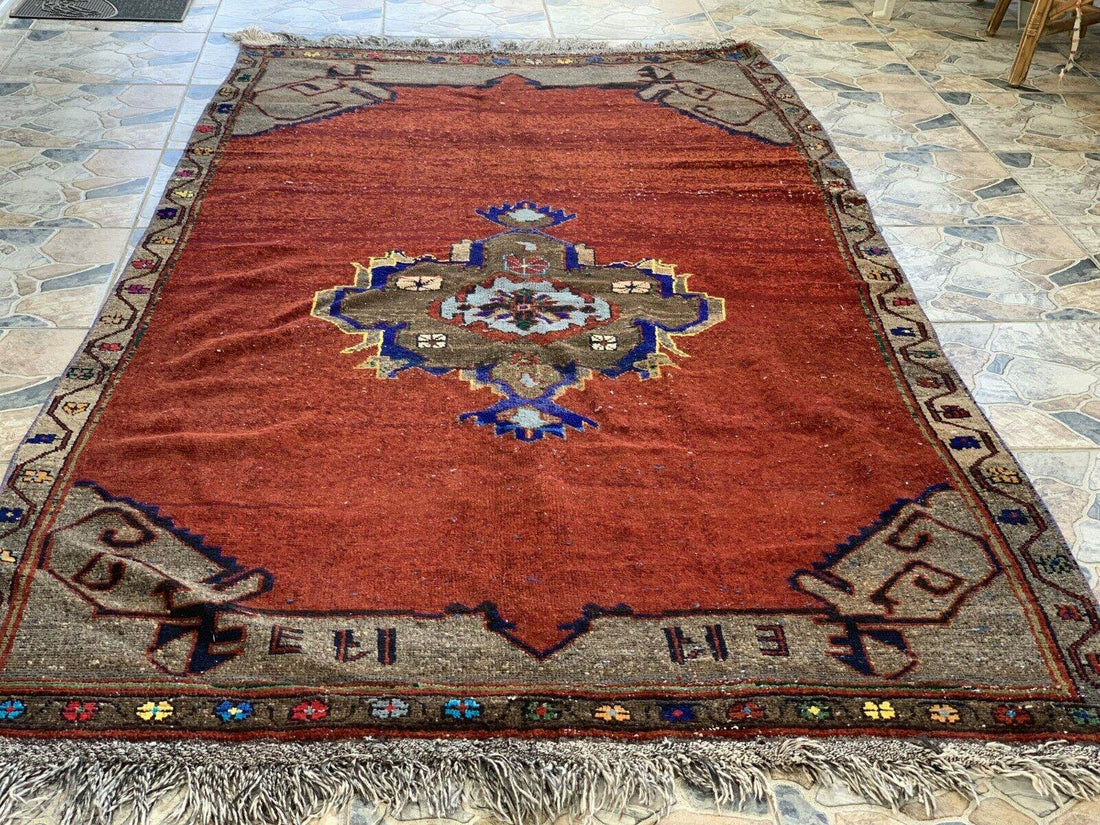 Vintage Rug, Anatolian Tribal Kilim TURKISH OUSHAK Geometric Farmhouse 4.5x9.3ft