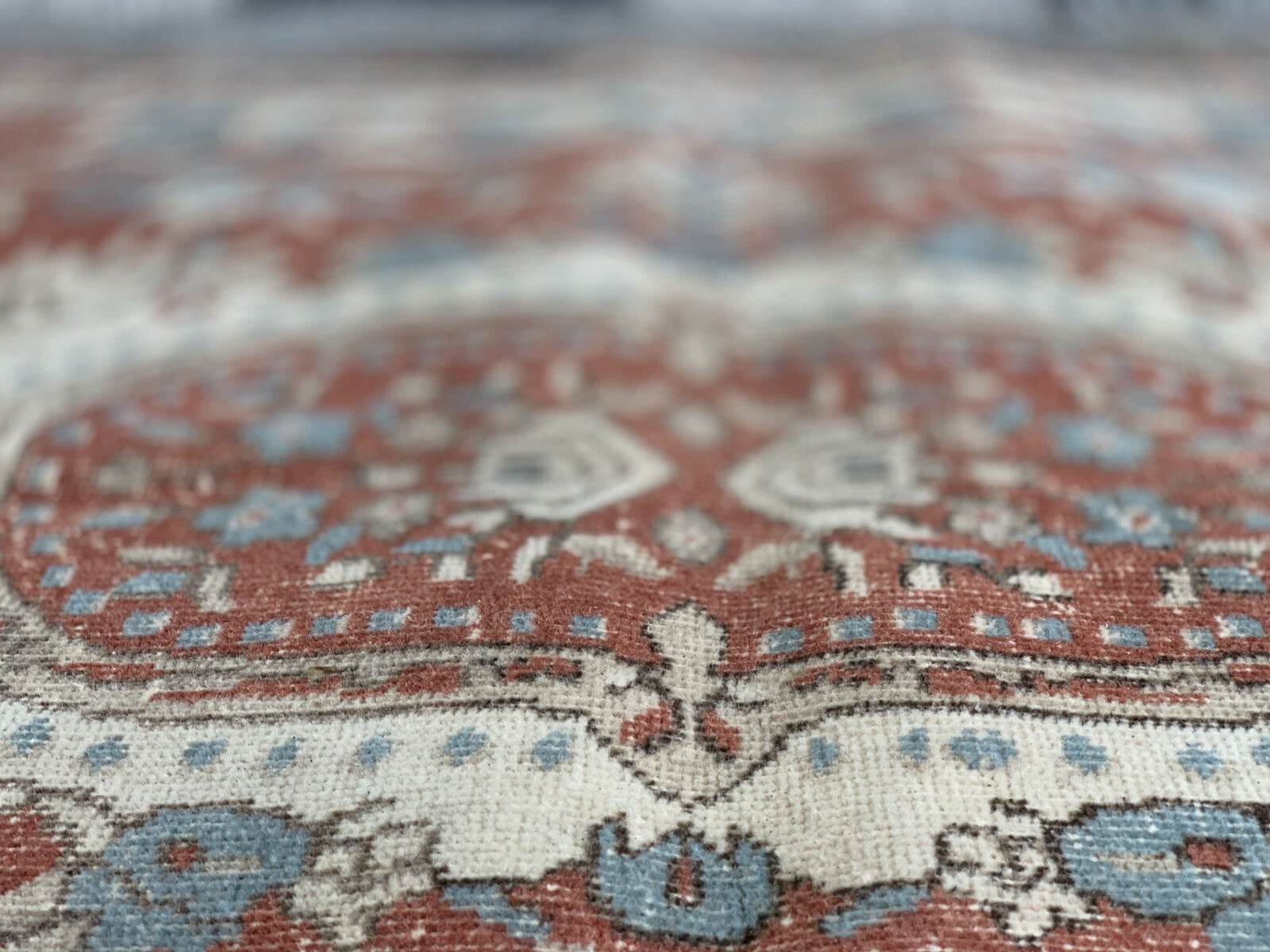 Turkish Vintage Geometric Rug,Farmhouse Vintage Anatolian Village Rug 3.9x6.9 ft