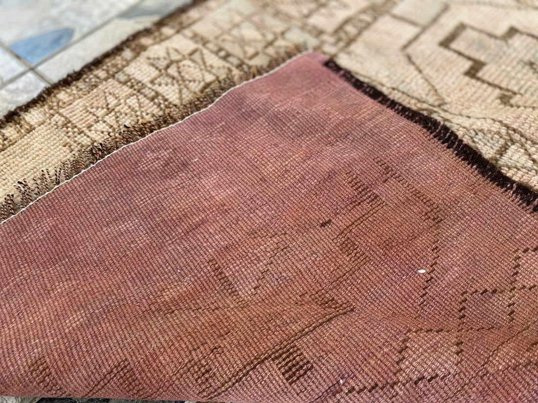 Vintage Kurdish Herki Rug | 1960s Brown Anatolian Hand-Knotted Wool Runner Rug