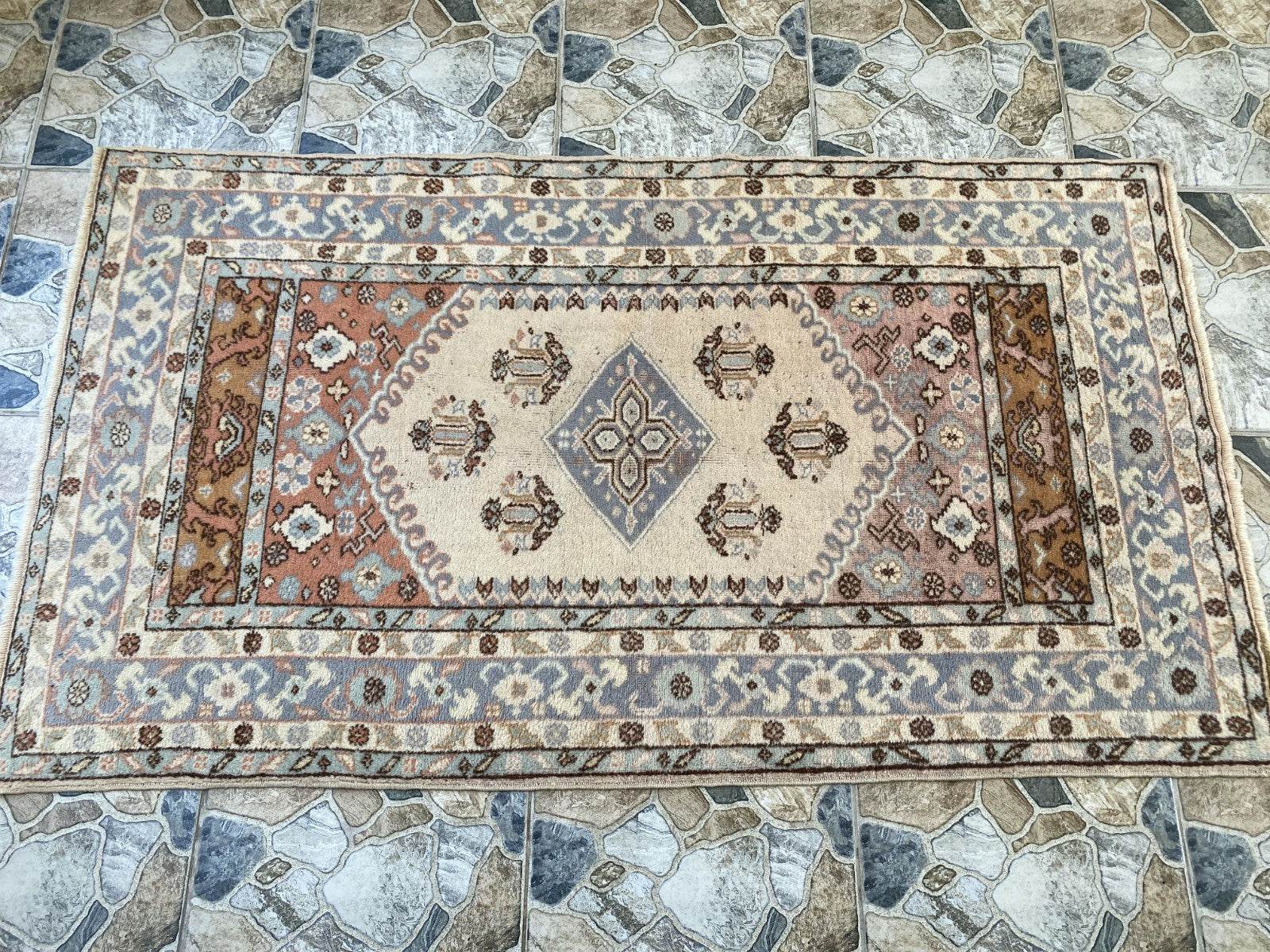 Vintage Kula Area Rug | 3.4 x 6.0 ft Hand-Knotted Wool Antique Farmhouse Carpet