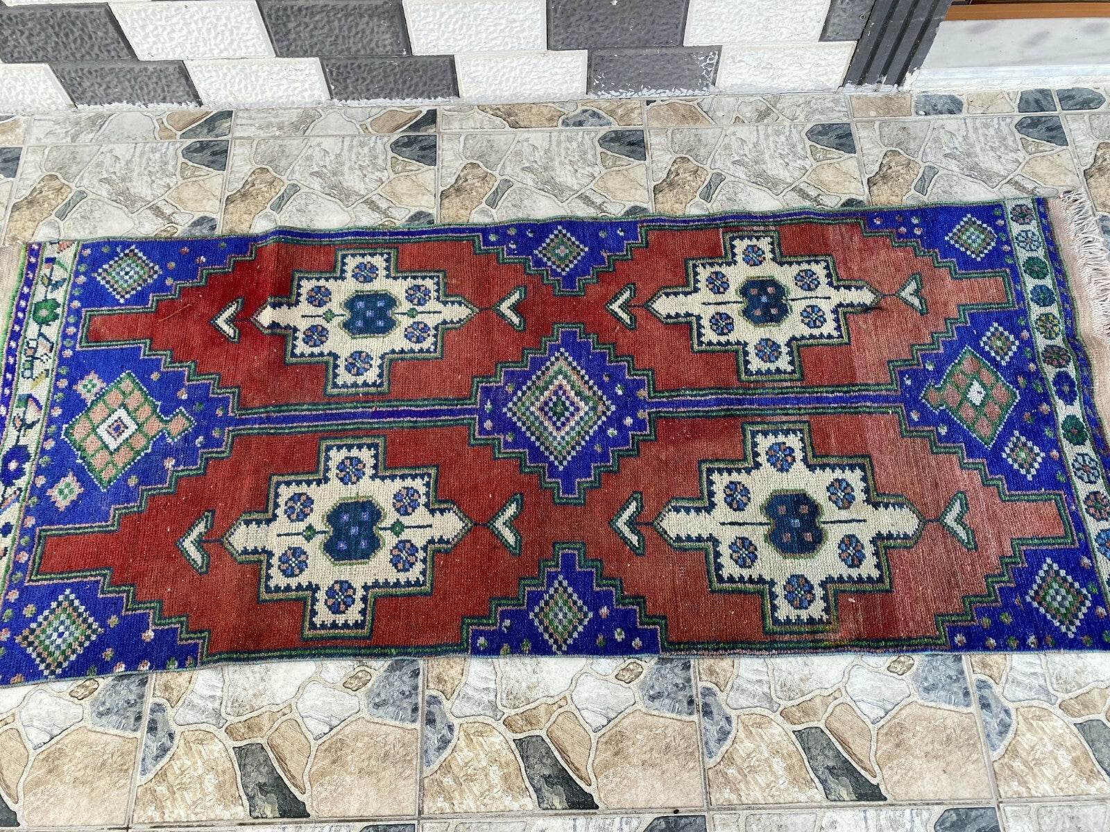 Hand-Knotted Turkish Anatolian Wool Rug | Vintage Tribal Oushak Unique Carpet