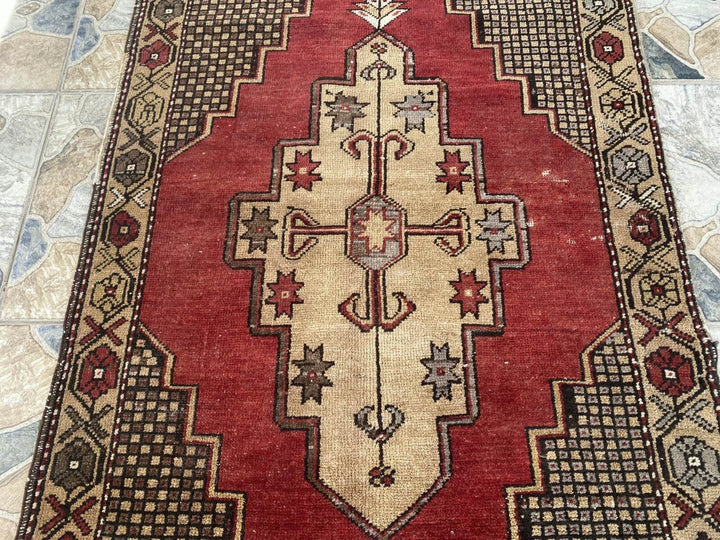 Pre 1980’s ANTIQUE ANATOLIAN FARMHOUSE RUG - GEOMETRIC TRIBAL TURKISH VINTAGE