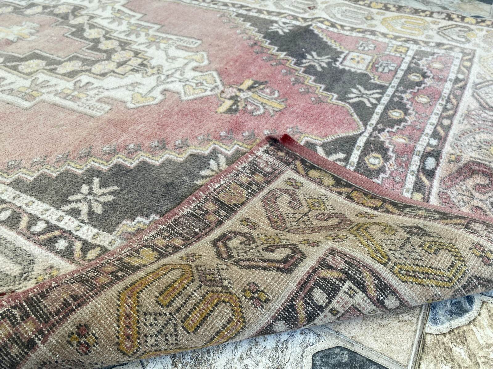 Vintage Turkish Anatolian Rug | 4.7 x 8.7 ft | Hand-Knotted Wool Tribal Carpet