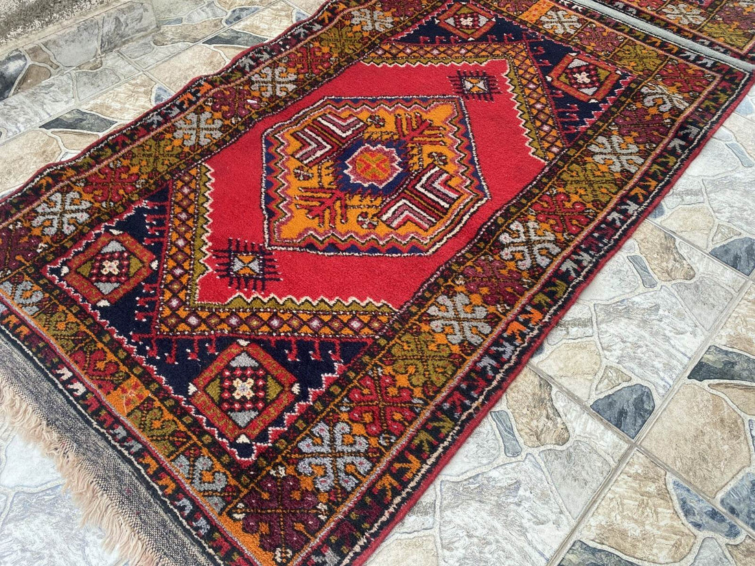 Vintage Turkish Oushak Rug | 3.3x10.8 | Wool Antique Tribal Handmade Area Rug |