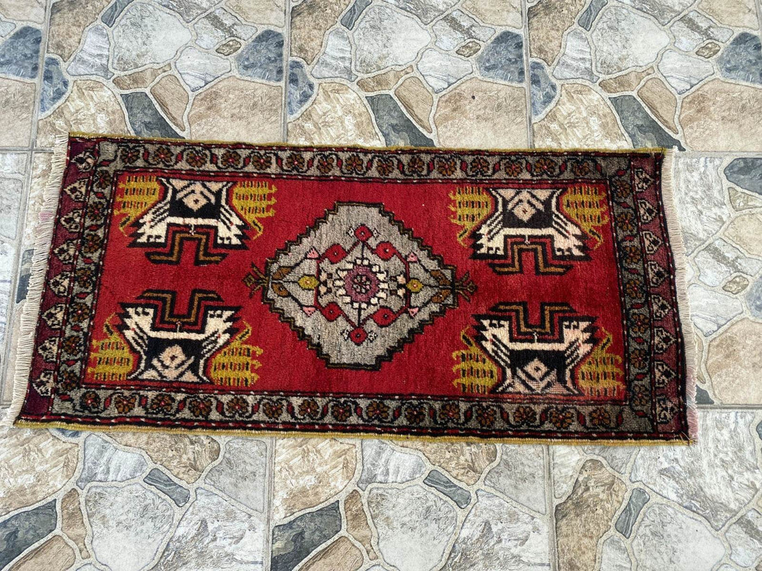Vintage Rug | Small AntiqueWool Farmhouse Anatolian Handmade Turkish 1.7x3.5ft