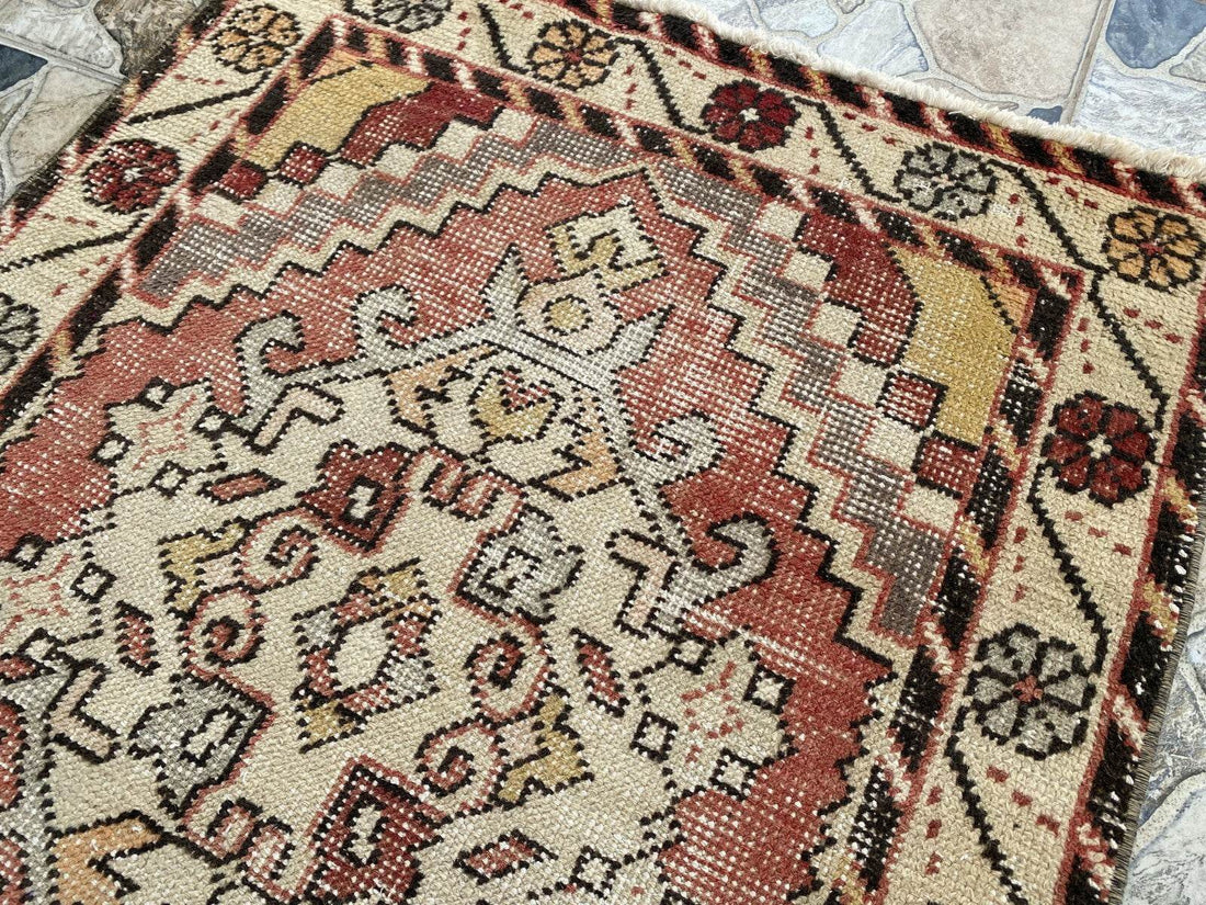 Vintage Turkish Wool Rug, Bohemian Geometric Farmhouse Handmade Runner Rug 3x9ft