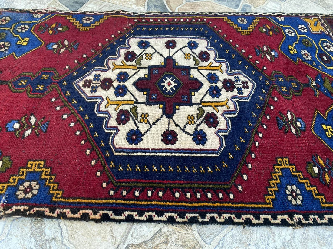 Vintage Rug | Wool Small Antique Farmhouse Anatolian Handmade Turkish Rug 2x4ft