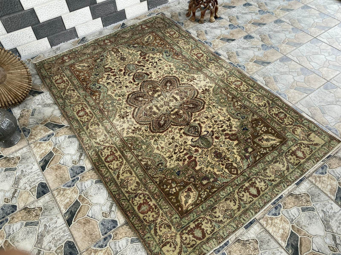 Vintage Turkish Rug,Geometric Farmhouse Antique Anatolian Village Rug 4.8x7.2 Ft