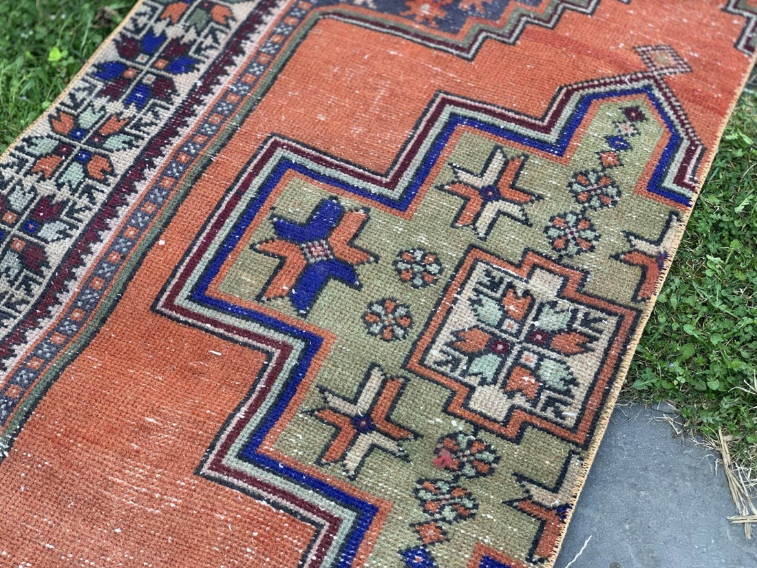 Turkish Vintage Oushak Rug, Wool Handmade Farmhouse Geometric Runner 2.5x8.2 ft