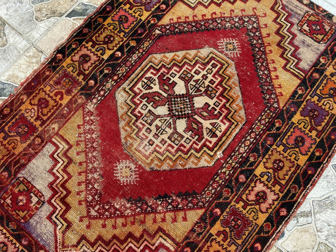 Vintage Hand-Knotted Turkish Anatolian Rug | 3.4 x 4.9 ft | Wool Area Carpet