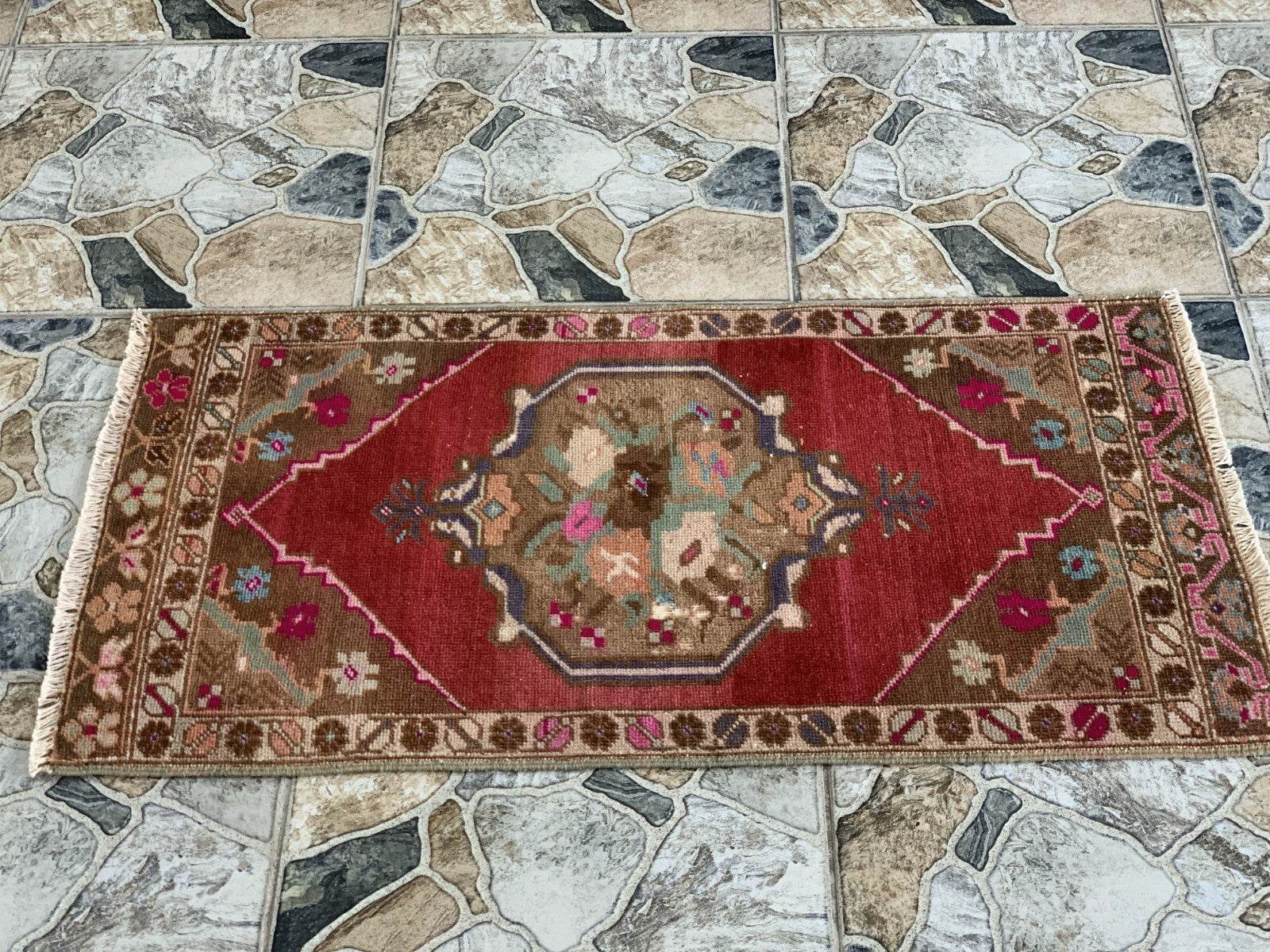 Vintage Turkish Oushak Rug, Geometric Farmhouse Antique Anatolian Rug 1.8x3.4ft