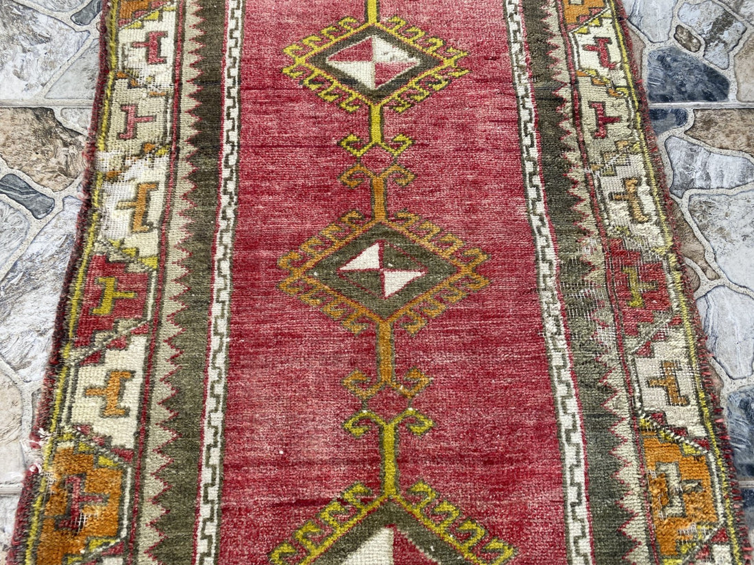 Vintage Anatolian Rug Hand-Knotted Wool Small Farmhouse Tribal Medallion 2x4 ft
