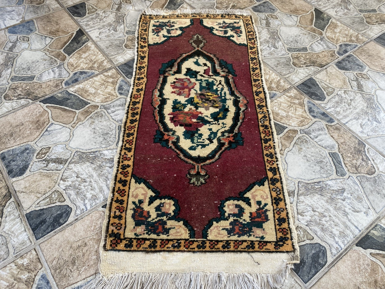 Faded Vintage Wool Rug | 1.5 x 3.1 ft Hand-Knotted Anatolian Small Medallion Rug