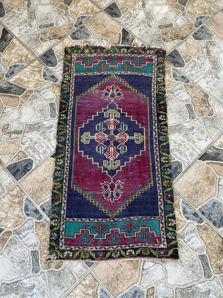 Vintage Turkish Rug 1.6x3.1 Hand Knotted Anatolian Geometric Wool Small Carpet