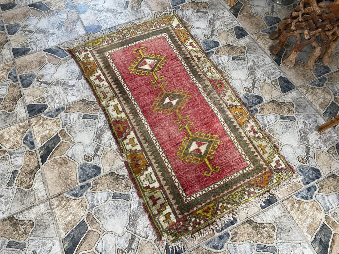 Vintage Anatolian Rug Hand-Knotted Wool Small Farmhouse Tribal Medallion 2x4 ft