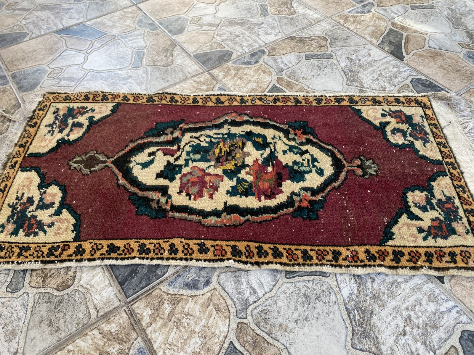 Faded Vintage Wool Rug | 1.5 x 3.1 ft Hand-Knotted Anatolian Small Medallion Rug