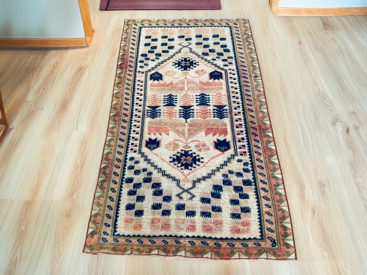 Vintage Hand-Knotted Turkish Area Rug, 3 x 5.4 ft Wool Tribal Medallion Carpet