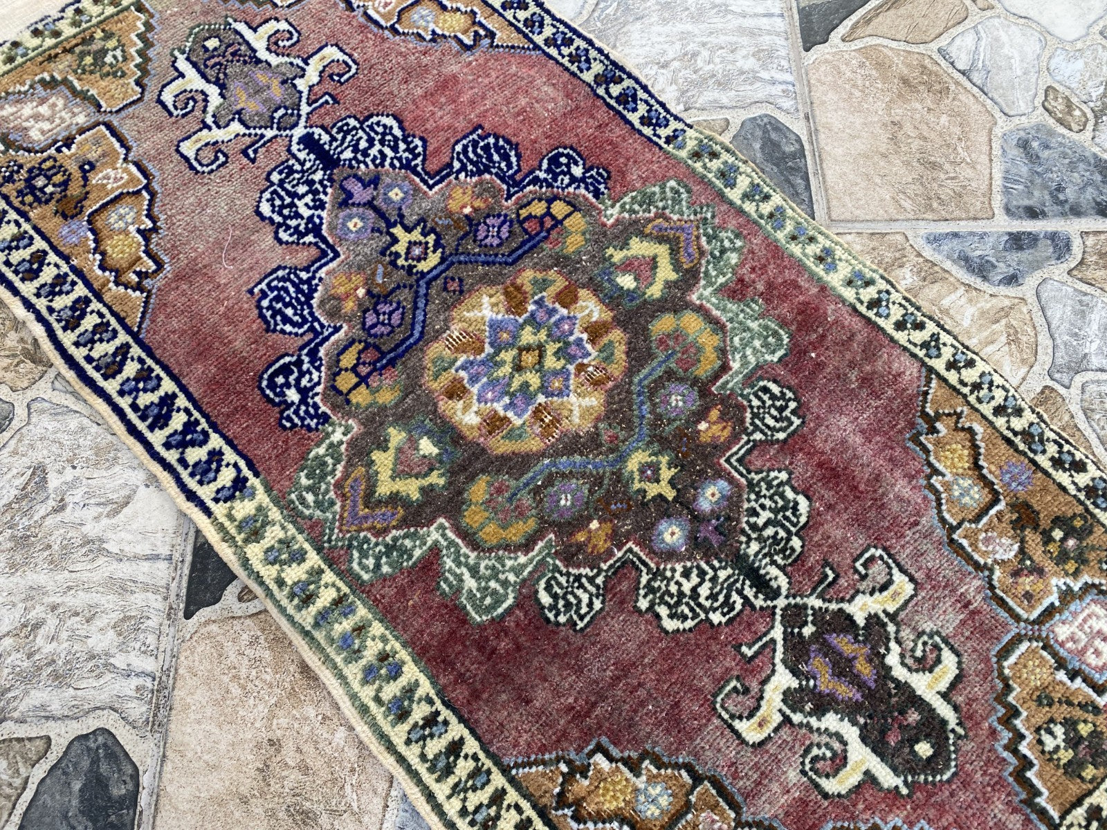 Vintage Wool Rug | 1.5 x 3.1 ft Faded Hand-Knotted Anatolian Small Medallion Rug