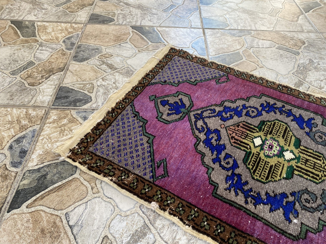 Vintage Turkish Rug 1.8 x 2.9 ft - Hand-Knotted Wool Anatolian Carpet Purple Rug