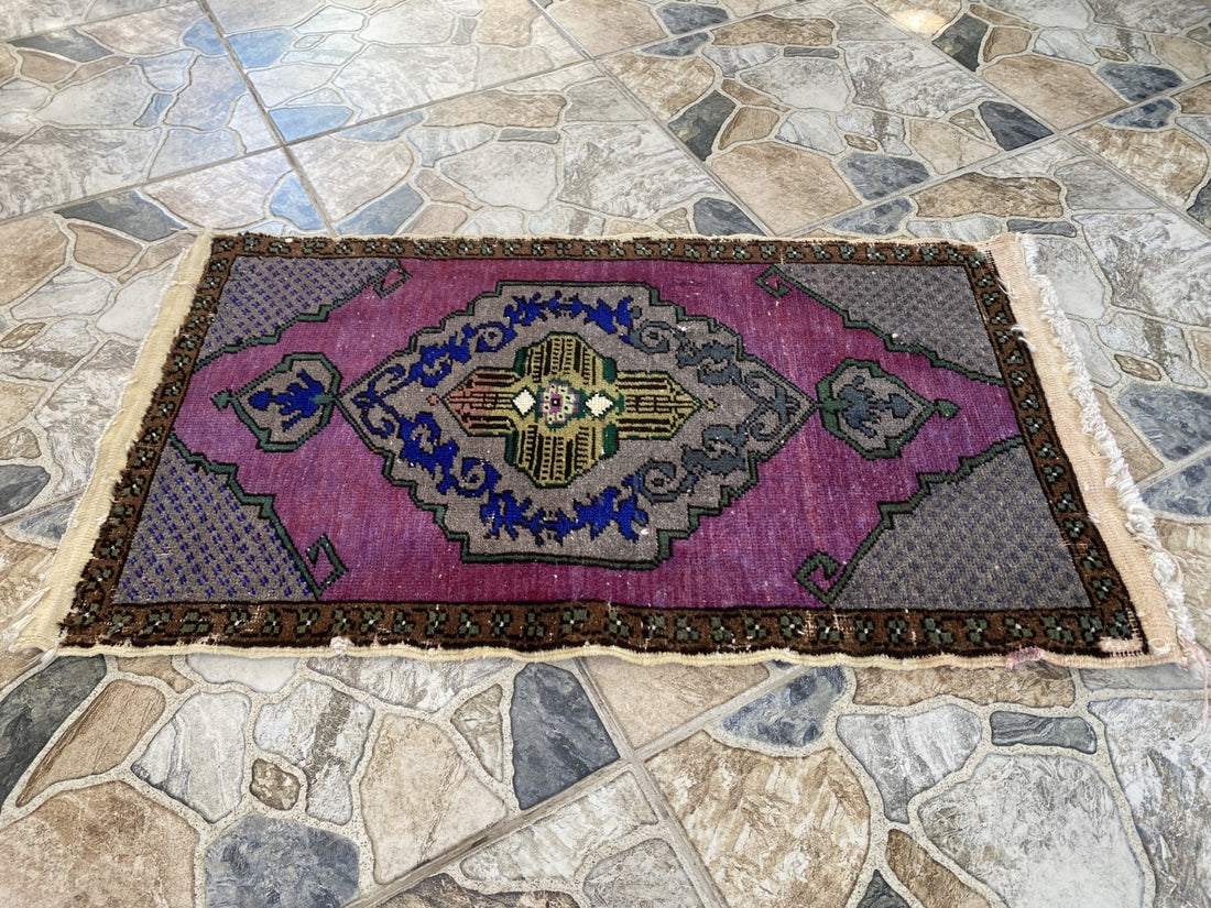 Vintage Turkish Rug 1.8 x 2.9 ft - Hand-Knotted Wool Anatolian Carpet Purple Rug