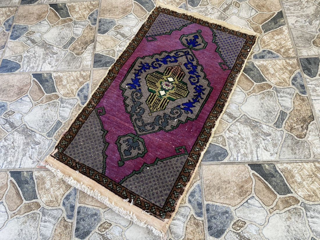 Vintage Turkish Rug 1.8 x 2.9 ft - Hand-Knotted Wool Anatolian Carpet Purple Rug