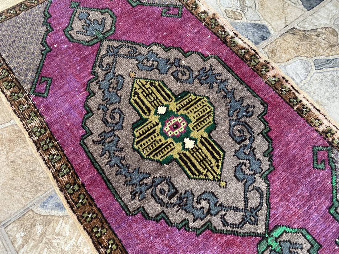 Geometric Turkish Vintage Rug Small Farmhouse Anatolian Tribal Village Rug 1.7x3