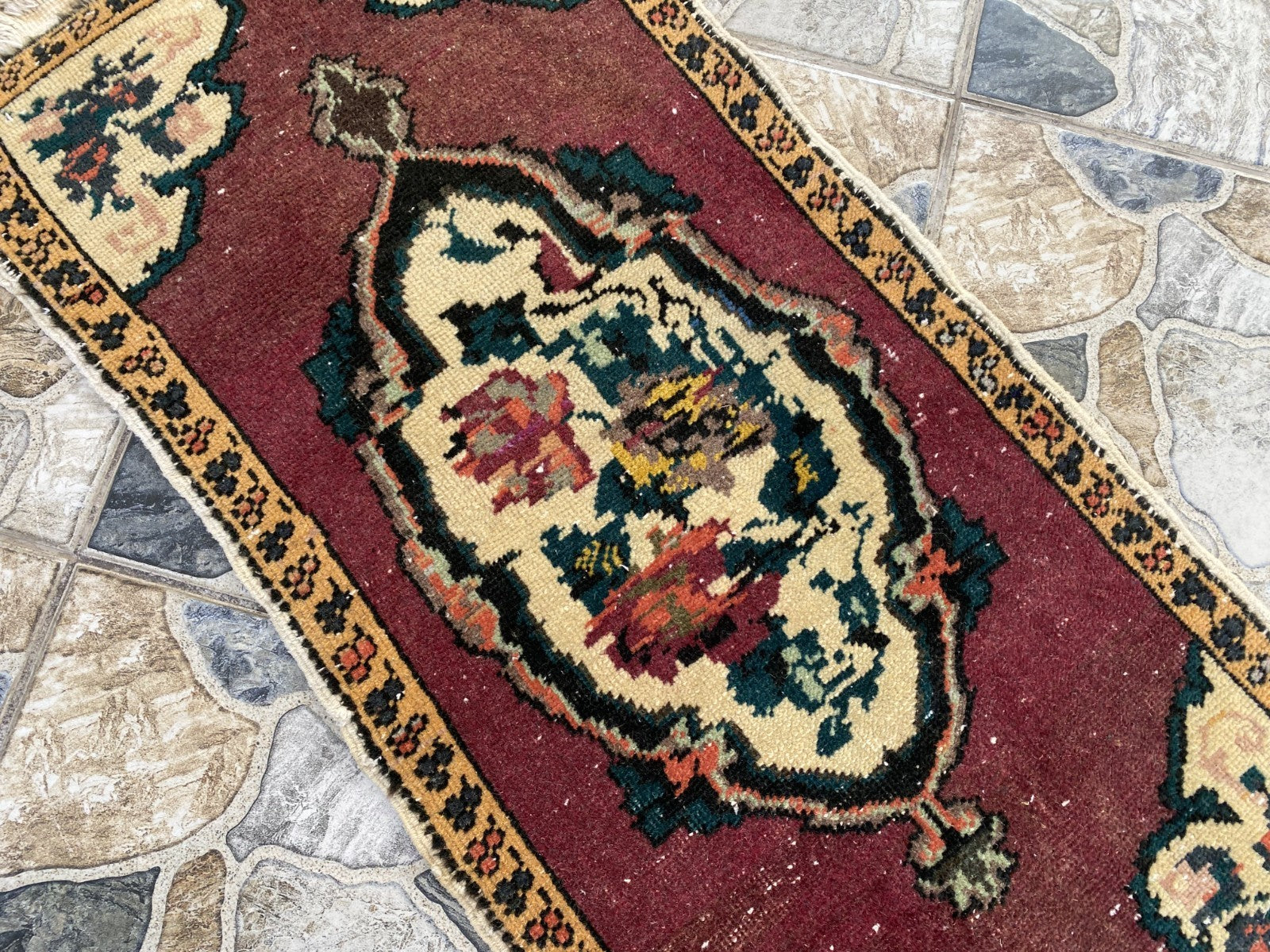 Faded Vintage Wool Rug | 1.5 x 3.1 ft Hand-Knotted Anatolian Small Medallion Rug