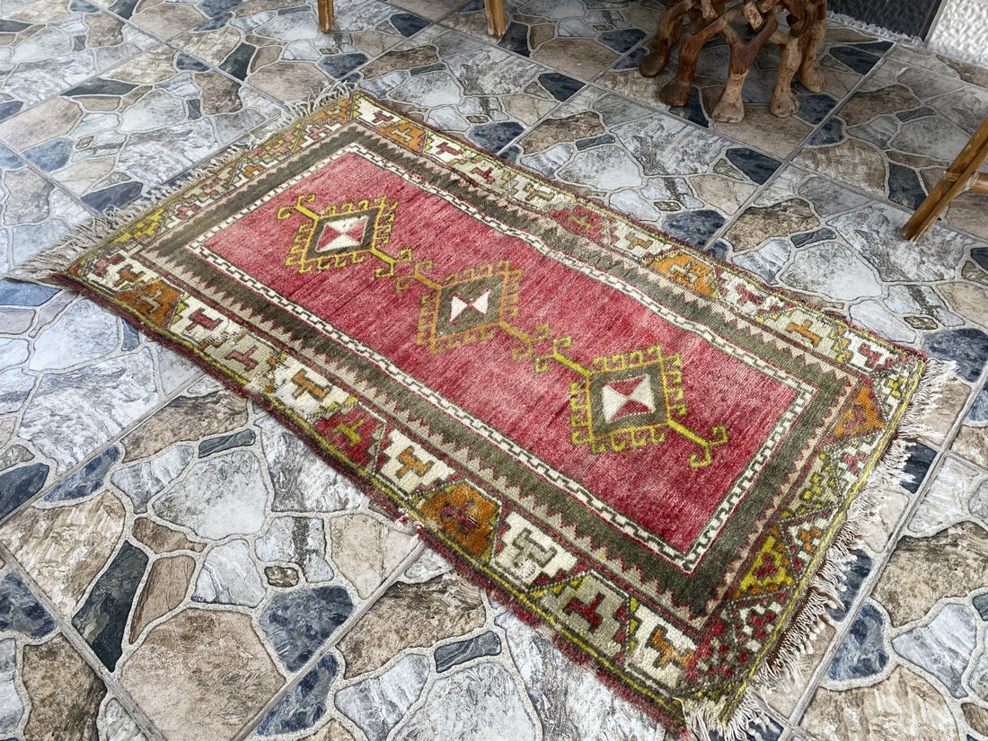 Vintage Anatolian Rug Hand-Knotted Wool Small Farmhouse Tribal Medallion 2x4 ft