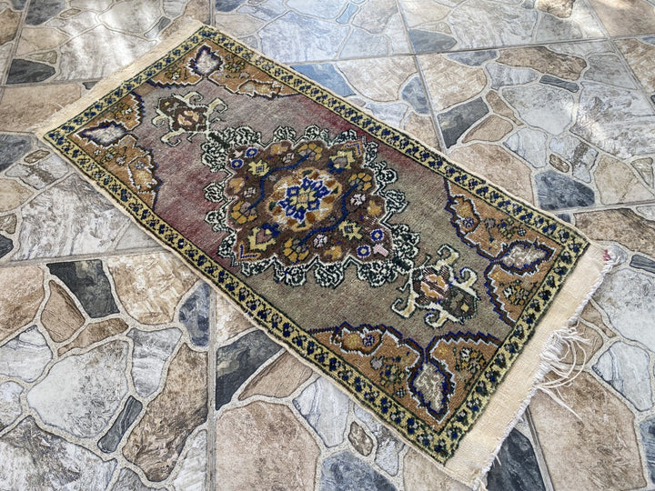 Geometric Turkish Vintage Rug Small Farmhouse Anatolian Tribal Village Rug 1.6x3