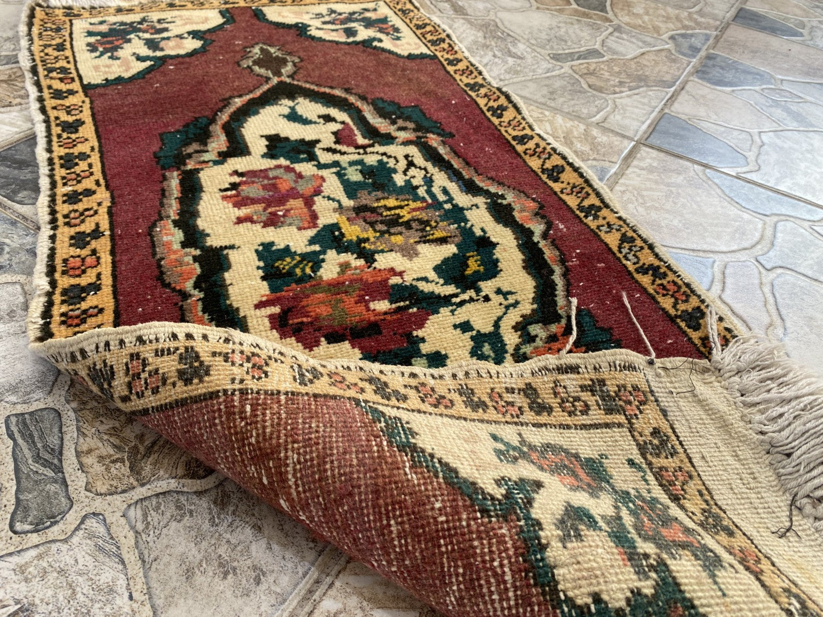 Faded Vintage Wool Rug | 1.5 x 3.1 ft Hand-Knotted Anatolian Small Medallion Rug