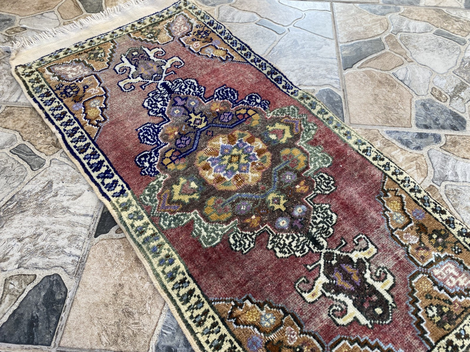 Vintage Wool Rug | 1.5 x 3.1 ft Faded Hand-Knotted Anatolian Small Medallion Rug