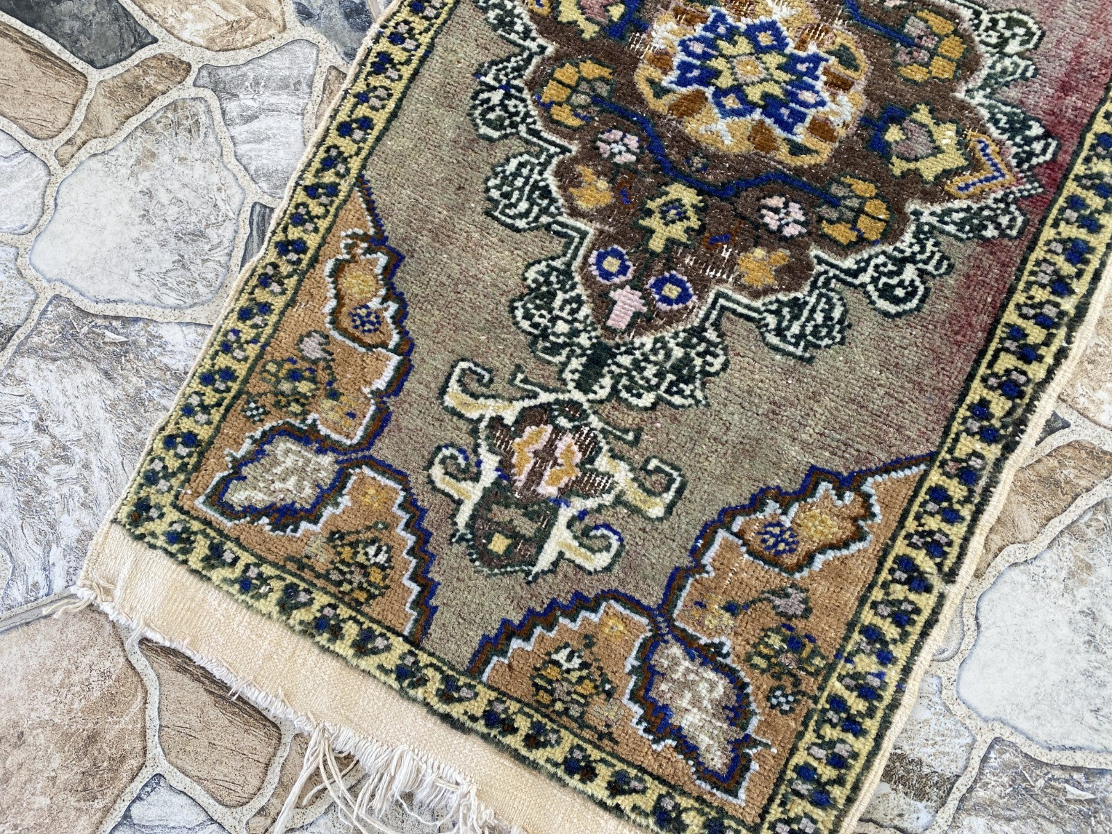 Geometric Turkish Vintage Rug Small Farmhouse Anatolian Tribal Village Rug 1.6x3