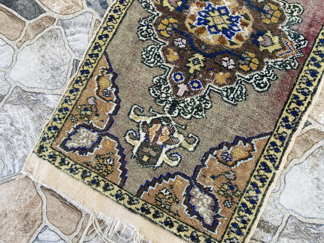 Geometric Turkish Vintage Rug Small Farmhouse Anatolian Tribal Village Rug 1.6x3