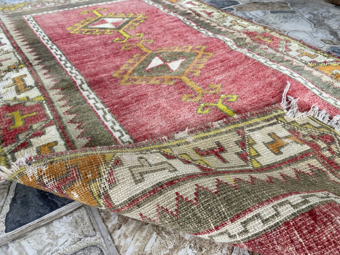 Vintage Anatolian Rug Hand-Knotted Wool Small Farmhouse Tribal Medallion 2x4 ft