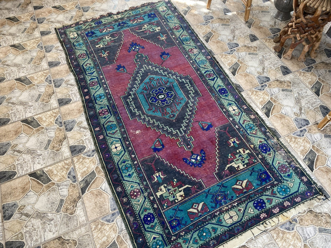 Turkish Vintage Rug, Geometric Area Farmhouse Anatolian Tribal Village Rug 3x7ft