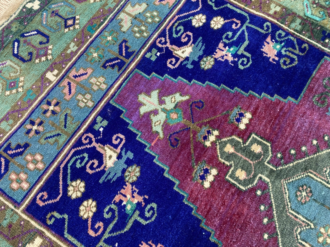 Vintage Handmade Turkish Rug Red Blue Medallion Anatolian Tribal Wool Rug 3x6 ft