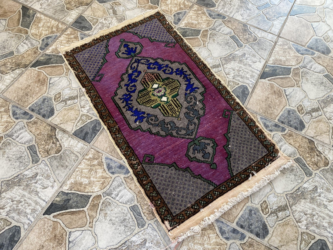 Vintage Turkish Rug 1.8 x 2.9 ft - Hand-Knotted Wool Anatolian Carpet Purple Rug