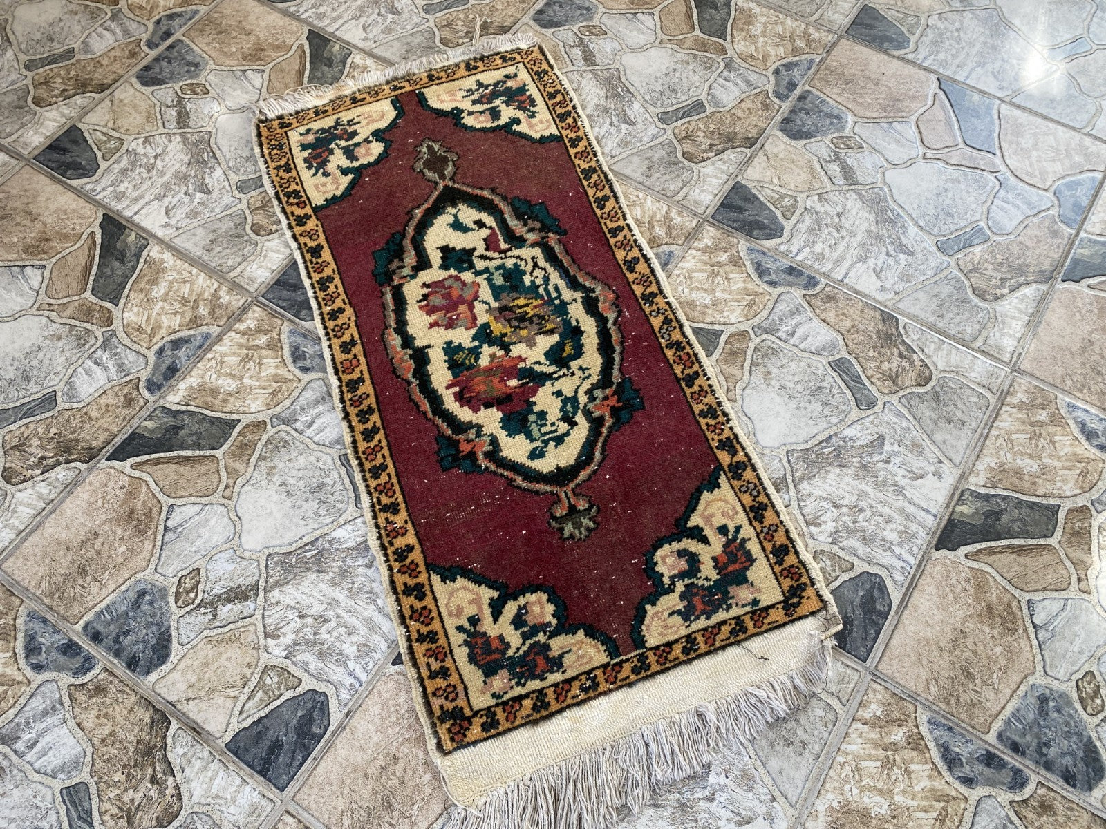 Faded Vintage Wool Rug | 1.5 x 3.1 ft Hand-Knotted Anatolian Small Medallion Rug